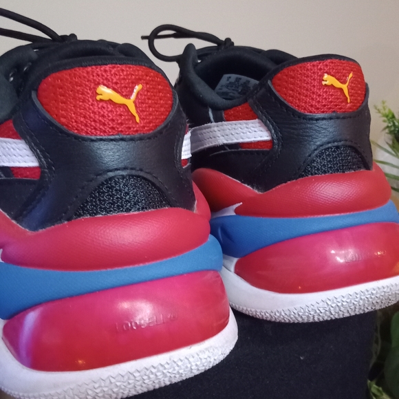 Puma white, red, & blue Trim LQDCell Sneaker - Picture 2 of 6